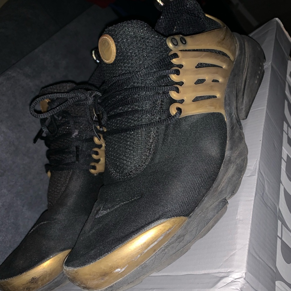 Nike Air Prestos size 12